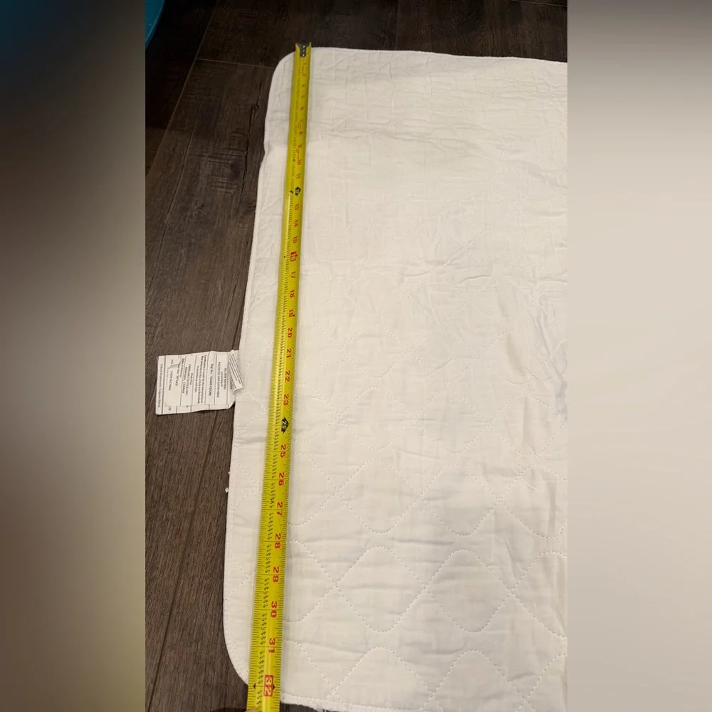 Fiberlinks Quilted Waterproof Bed Pad Reusable Incontinence Mattress Protector - Picture 5 of 6